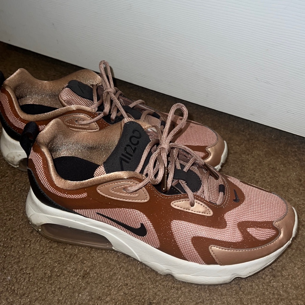 Nike Womens 85